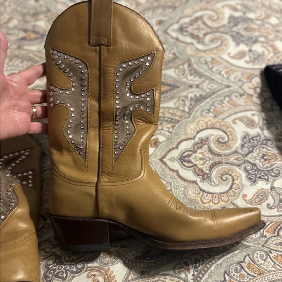 Frye Daisy Duke pink sequin cowgirl boots - Picture 6 of 9